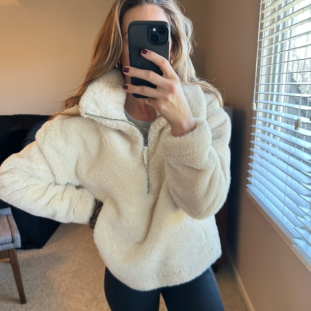 Abercrombie & Fitch Cozy Sherpa Zip Jacket – Ivory (S)